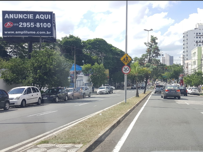 Av. Comendador Pereira Inácio, 332