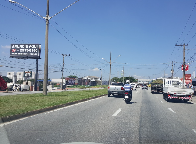Av. Dr. Armando Pannunzio, 825