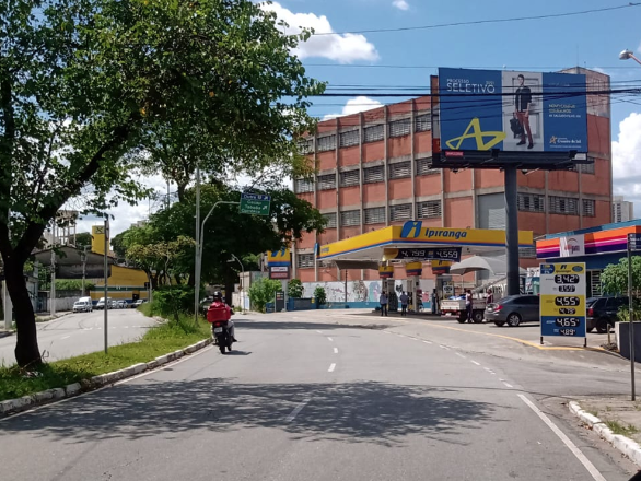 Av. Pres. Humberto de Alencar Castelo Branco, 863
