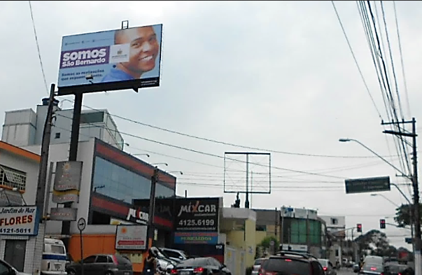Av. das Nações Unidas, 126